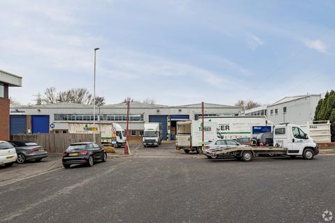 Warehouse to rent, Eskdale Rd Uxbridge UB8 2RT
