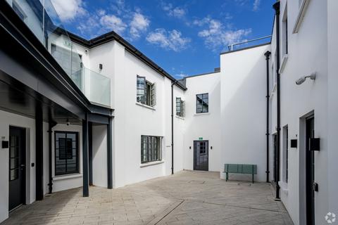 Office to rent, 49A Oxford Rd London N4 3EY