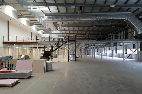 Warehouse to rent, Norman Way Cambridge CB1 3LH