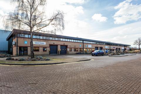 Warehouse to rent, Newton Rd Crawley RH10 9TU