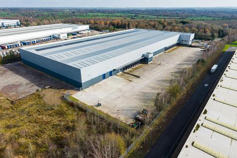 Distribution warehouse to rent, 4300 Harrier Pky Lutterworth LE17 4XN