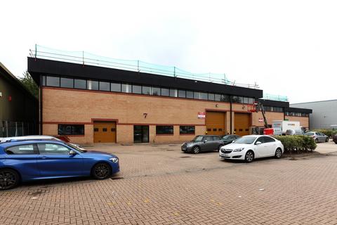Industrial unit to rent, Newton Rd Crawley RH10 9TU