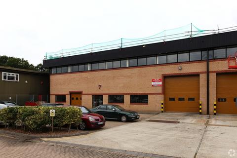 Industrial unit to rent, Newton Rd Crawley RH10 9TU