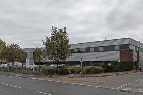 Warehouse to rent, Springfield Rd Hayes UB4 0JS