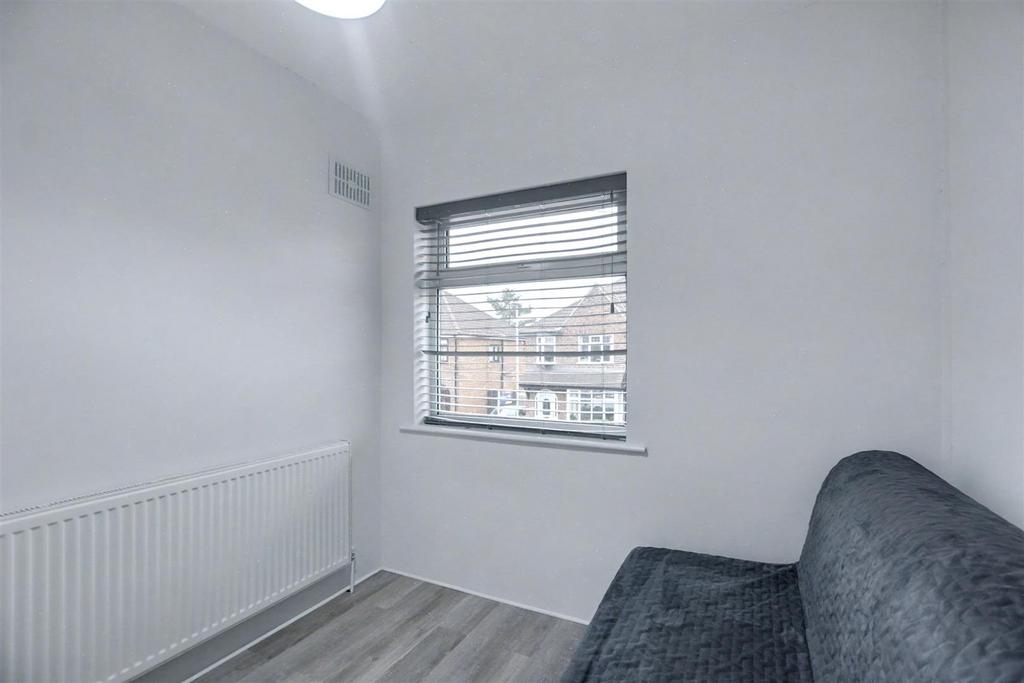 Bedroom 3 1.jpeg