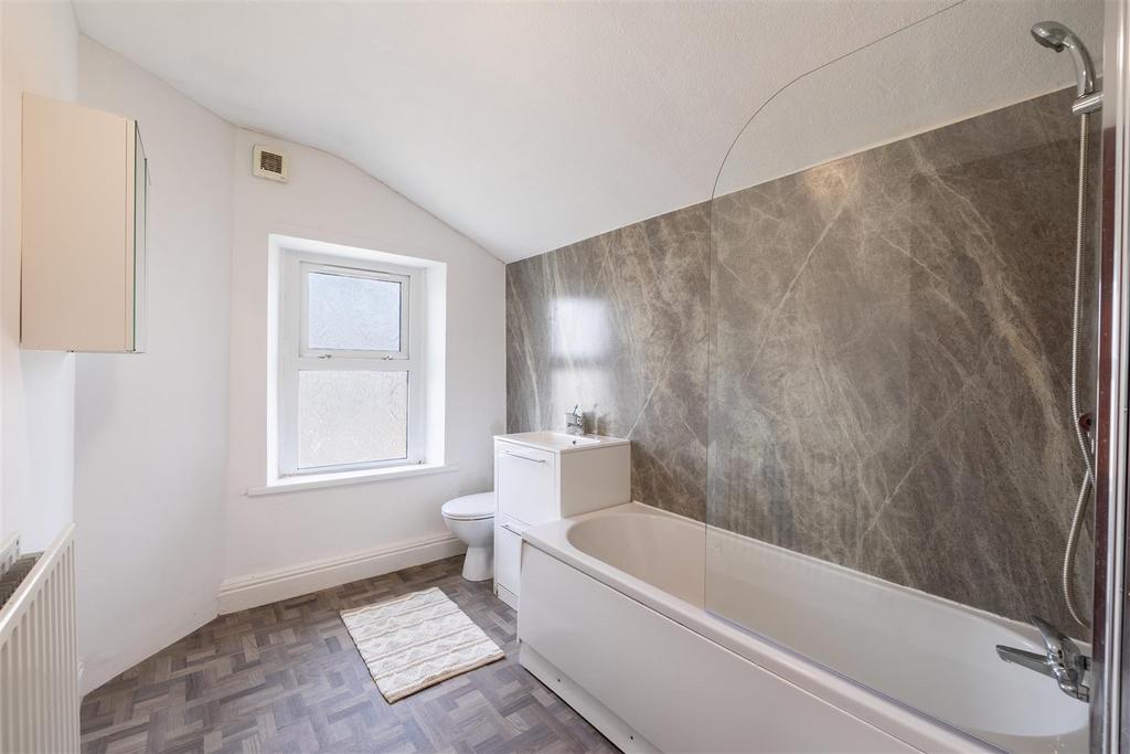 16 Langley Road 7.jpg