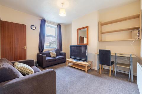 3 bedroom private hall to rent, Langley Road, Lancaster LA1