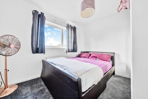 4 bedroom detached house to rent, Langham Close, Southampton SO52