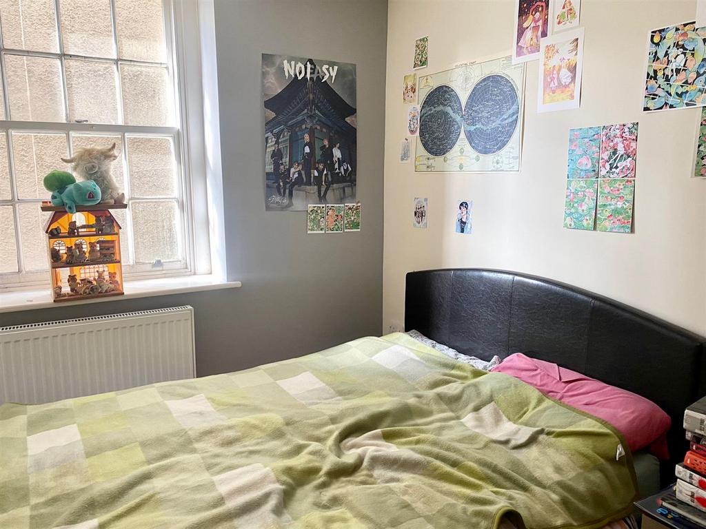 Bedroom 5.jpeg