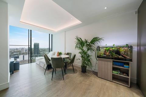 2 bedroom apartment for sale, Bollinder Place, Carrara Tower, EC1V