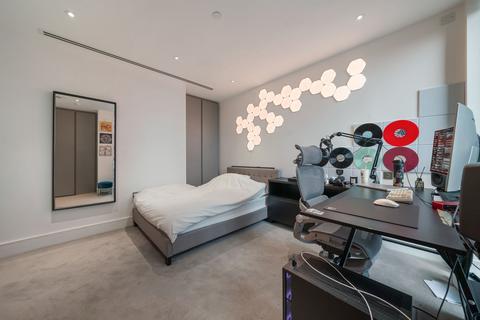 2 bedroom apartment for sale, Bollinder Place, Carrara Tower, EC1V