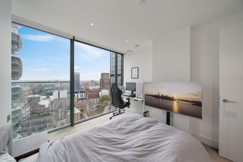 2 bedroom apartment for sale, Bollinder Place, Carrara Tower, EC1V