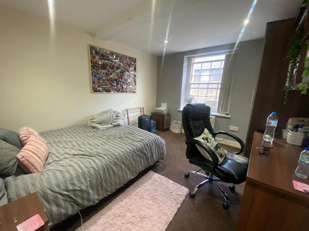 Bedroom 5 (1).jpeg