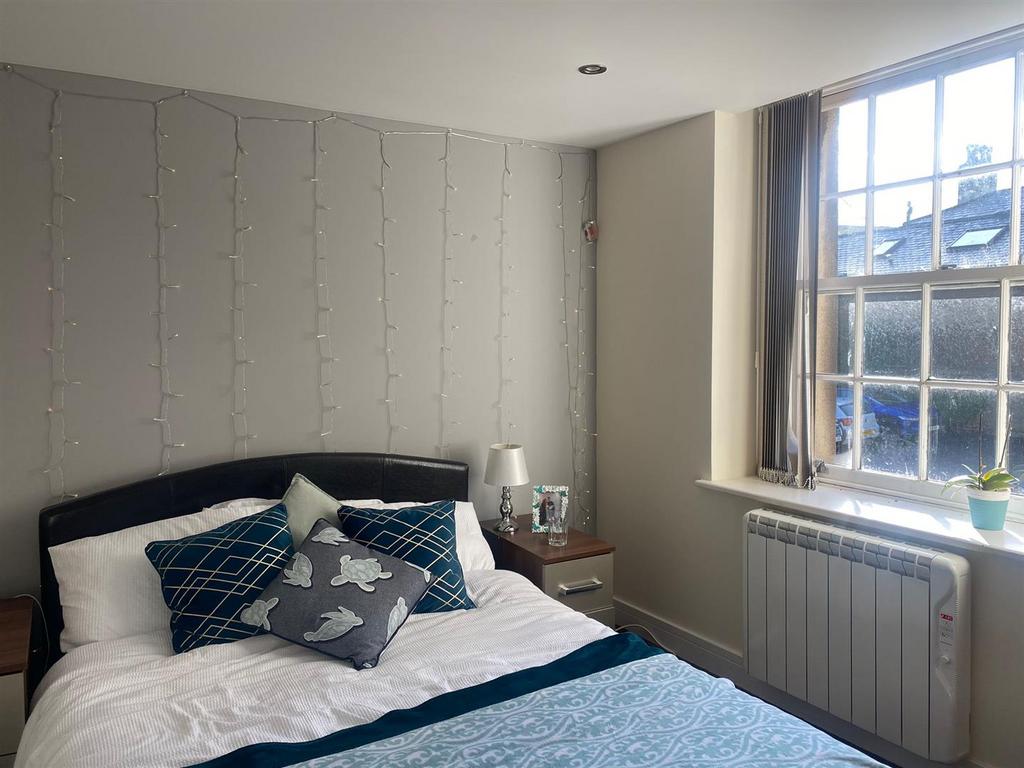 Bedroom (1).jpeg