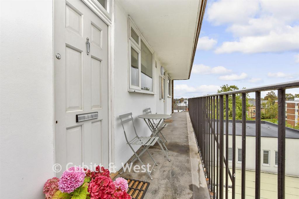 External Lifestyle Photograph