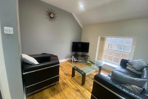 6 bedroom private hall to rent, Aalborg Place, Lancaster LA1