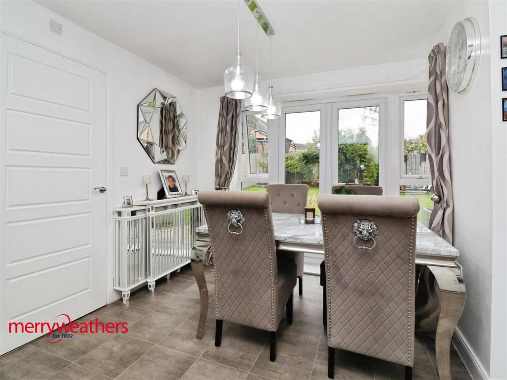 Dining kitchen