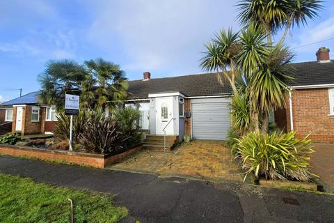 3 bedroom bungalow for sale, Longmynd Drive, Hampshire PO14