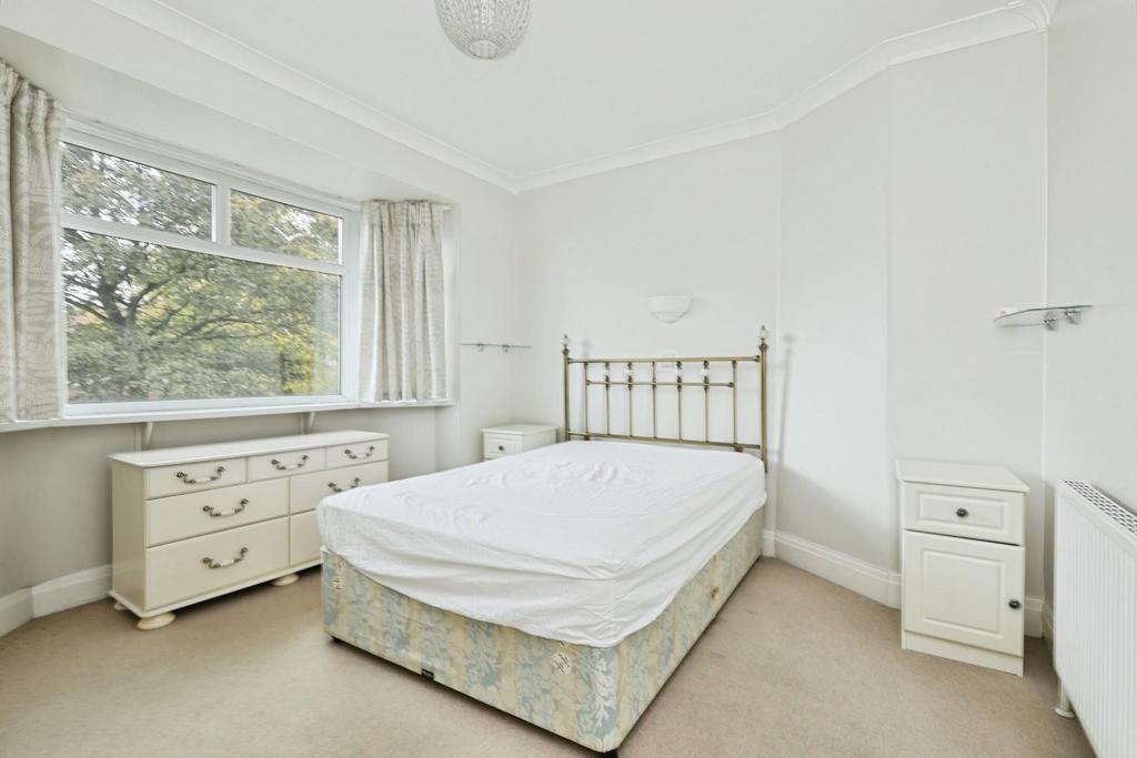 Bedroom no.1