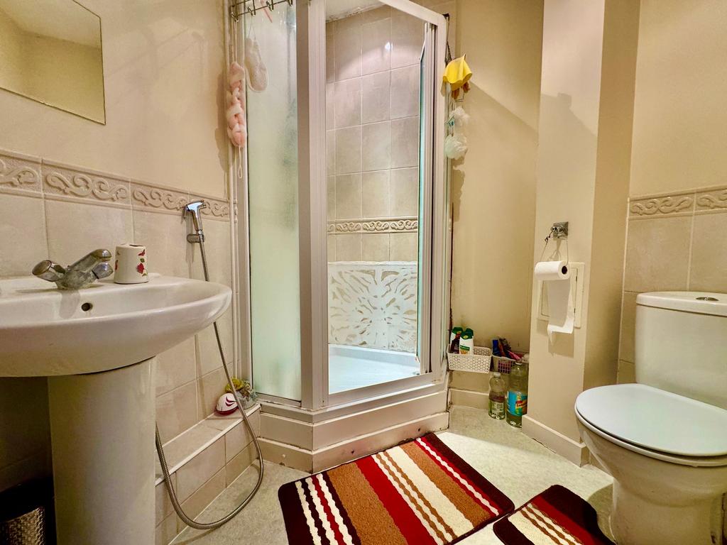 Ensuite
