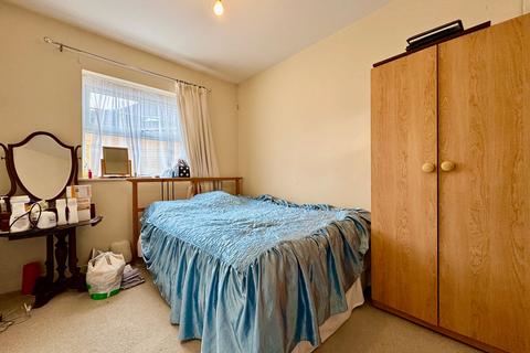 18 Warren Way, Edgware, HA8 5RB