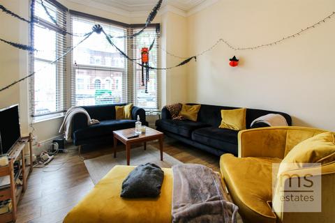 5 bedroom semi-detached house to rent, Lenton Boulevard, Nottingham NG7