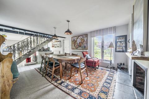 undefined, West Meon, Petersfield, Hampshire, GU32