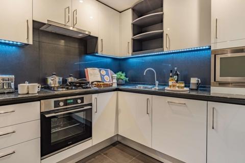 2 bedroom apartment to rent, 39 Westferry Circus, London E14