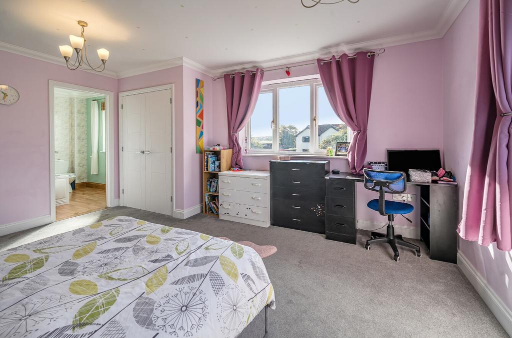 En-Suite Bedroom