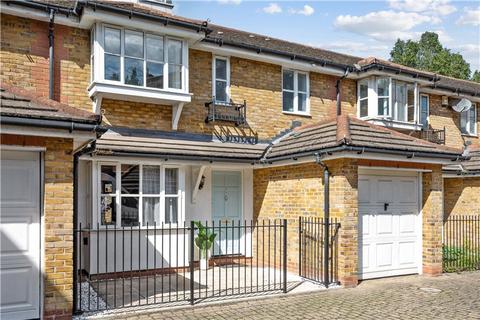 undefined, Cottesloe Mews, London, SE1