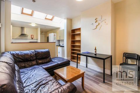 5 bedroom terraced house to rent, Mettham Street, Nottingham NG7