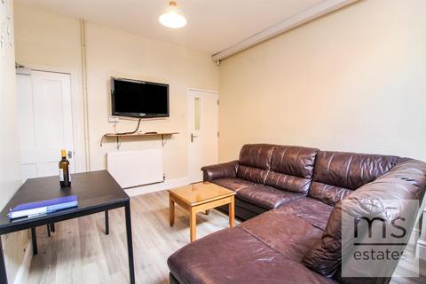 5 bedroom terraced house to rent, Mettham Street, Nottingham NG7
