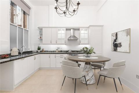 3 bedroom maisonette to rent, Egerton Gardens, Knightsbridge, London, SW3