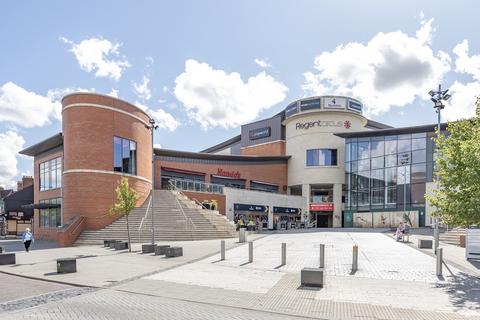 Retail property (high street) to rent, Regent Circ Swindon SN1 3DQ