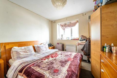 1 bedroom flat for sale, Barking Road, East Ham, London, E6