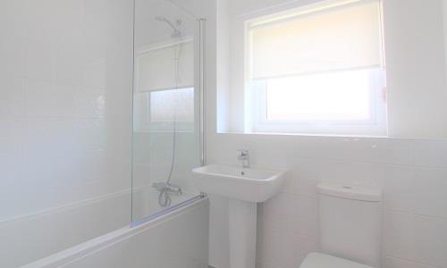 Wilton - Bathroom.jpg