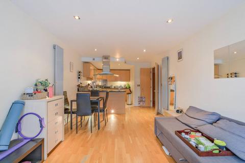 2 bedroom flat for sale, Millharbour, Docklands, London, E14