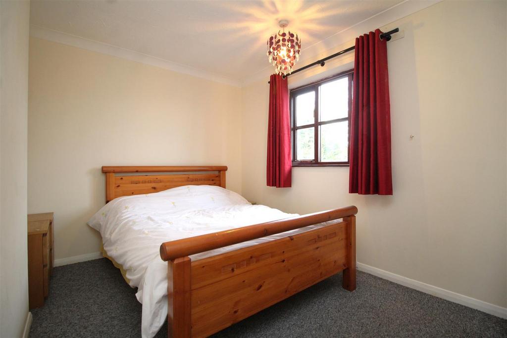 Bedroom 2 .JPG