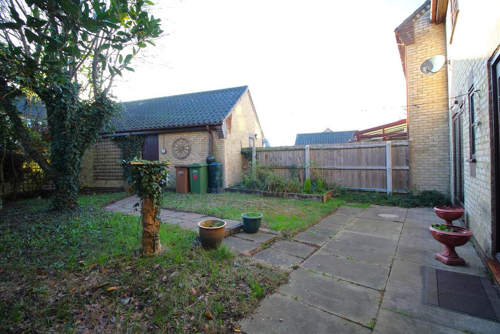 Garden 1 .JPG
