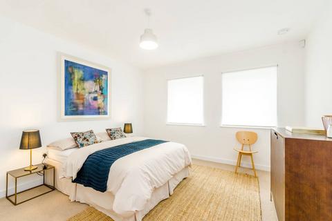 2 bedroom flat for sale, Allcroft Road, Kentish Town, London, NW5