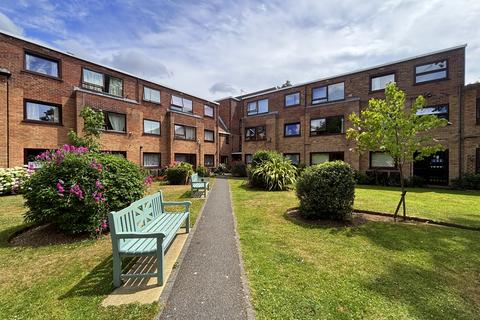 Wellington Road, Bournemouth BH8