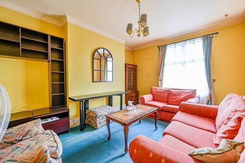 3 bedroom flat for sale, Eaton Rise, Ealing, London, W5