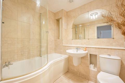 undefined, Harrier Way, Royal Docks, London, E6