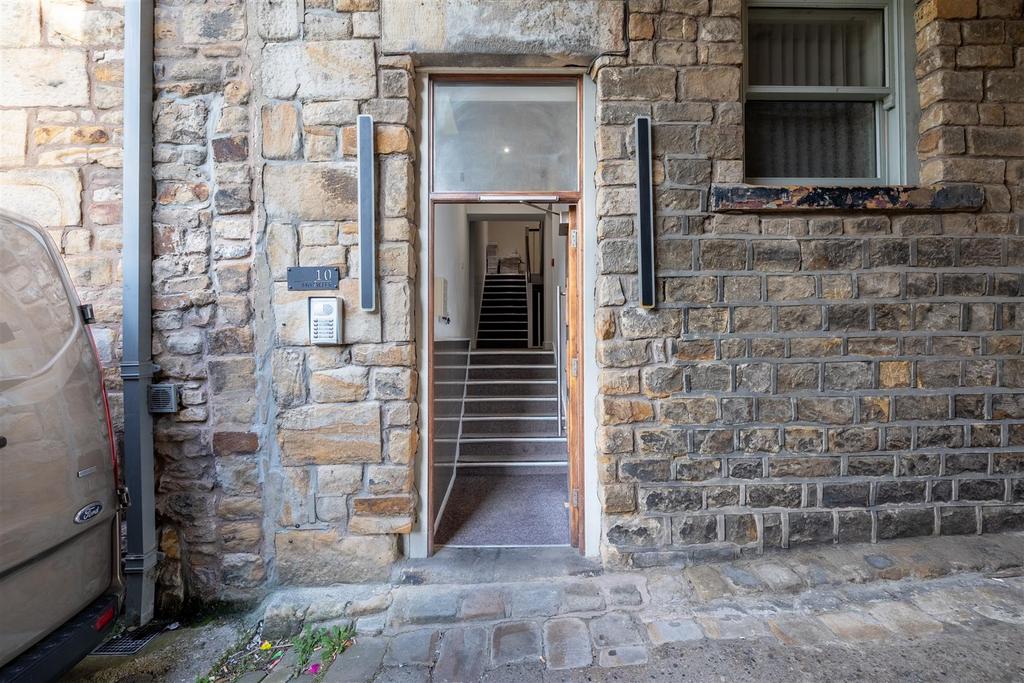 Pitt Street Flat 1 12.jpg