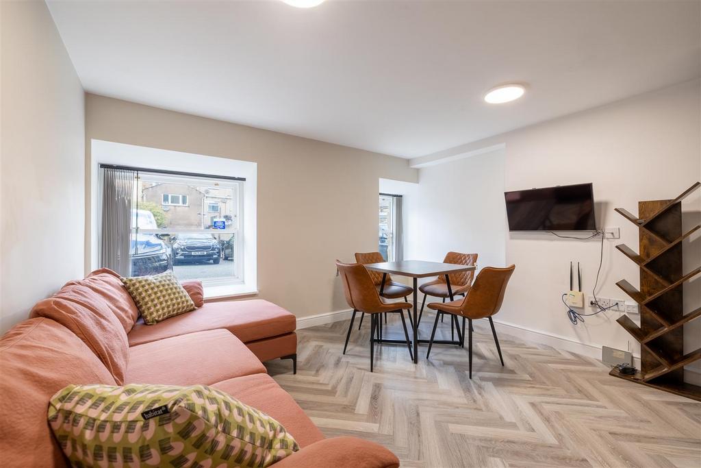 Pitt Street Flat 1 9.jpg