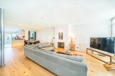 undefined, Balham New Road, London SW12