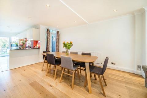 undefined, Balham New Road, London SW12