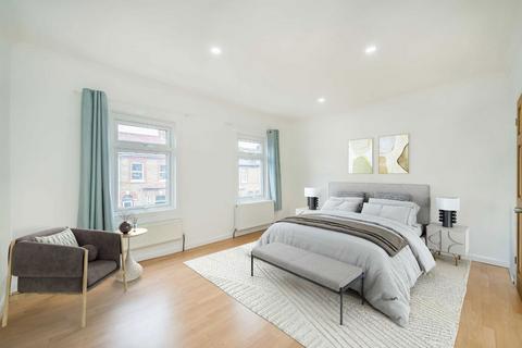 Noyna Road, London SW17