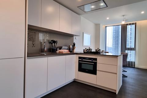 2 bedroom apartment to rent, Bondway, London SW8