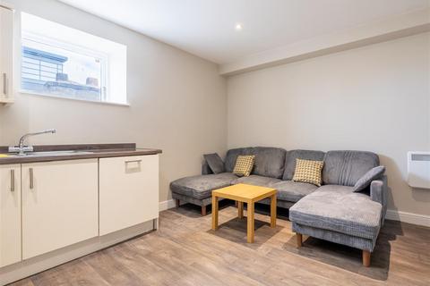 5 bedroom private hall to rent, Pitt Street, Lancaster LA1